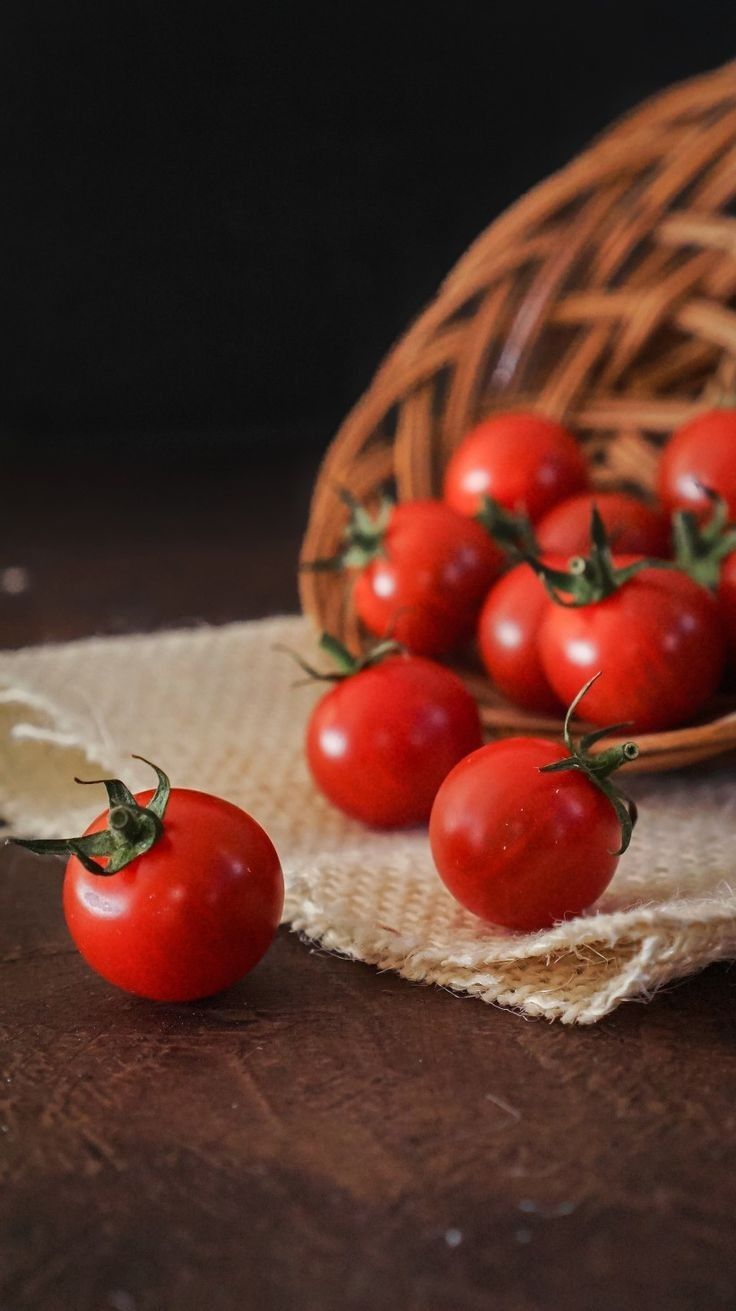 Fresh Cherry Tomatoes